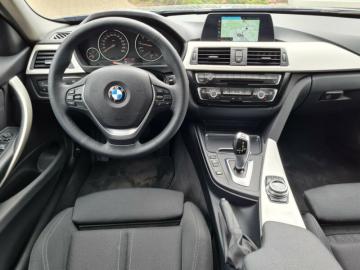 BMW - 320i Efficient Dynamics (4 di 4)