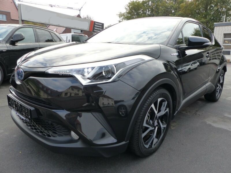 TOYOTA - C-HR 1.8 Hybrid CVT Active TOYOTA - C-HR 1.8 Hybrid CVT Active
