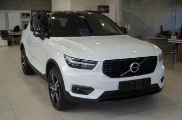 VOLVO - D4 AWD Geartronic R-design (1 di 4)