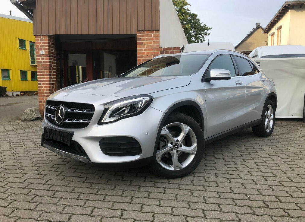 MERCEDES - GLA 200 CDI Automatic Sport