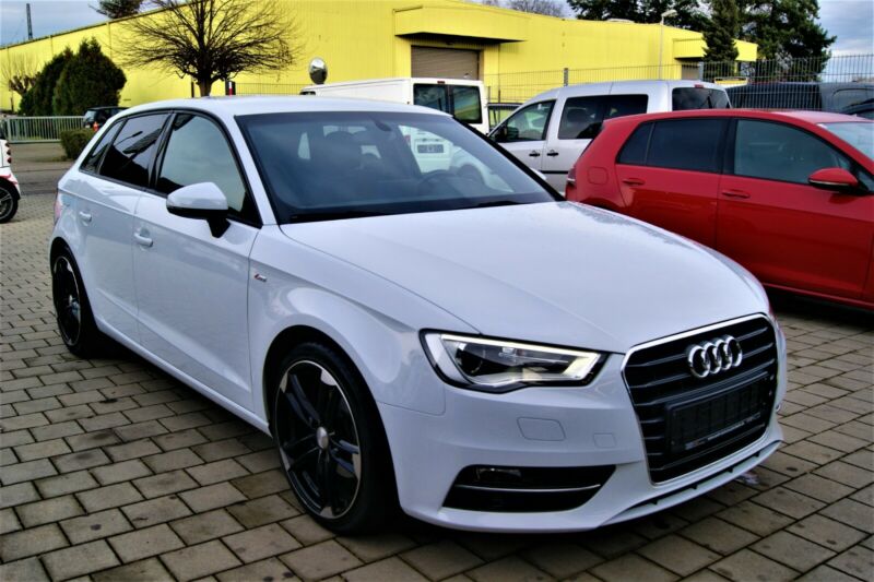 AUDI A3 SPB 1.6 TDI 116CV Design