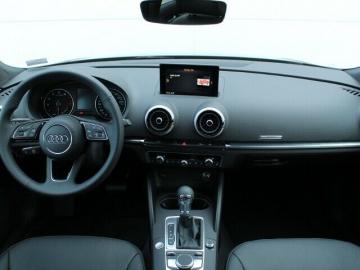 AUDI - A3 SPB 30 TFSI S tronic Design (2 di 4)