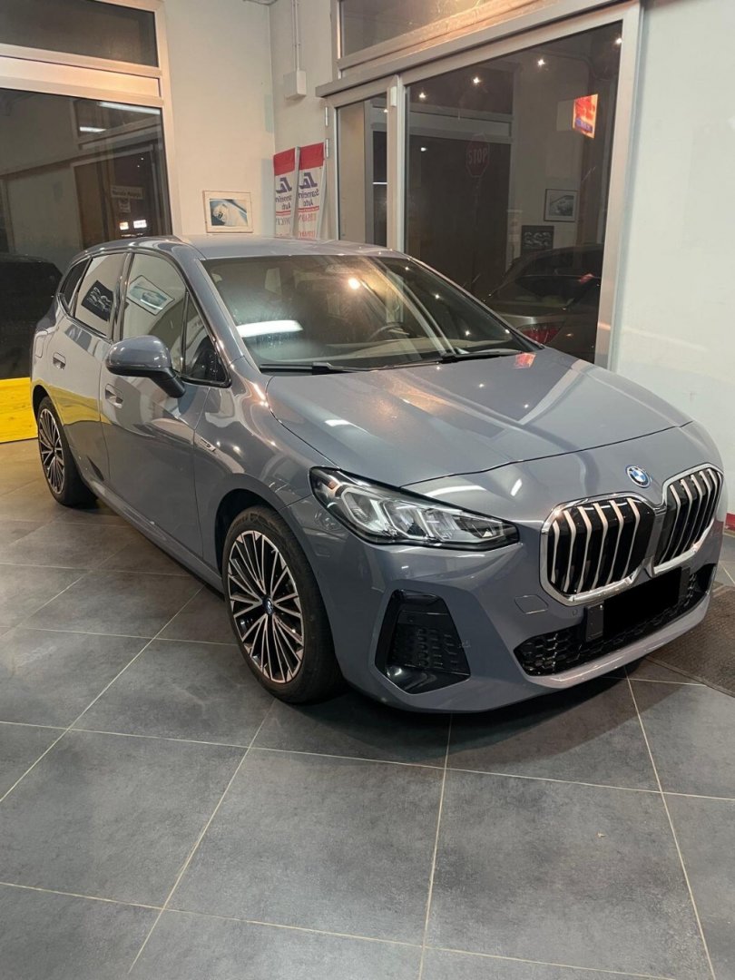 BMW - 225e xDrive Active Tourer