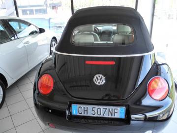 VOLKSWAGEN - New Beetle 1.9 TDI 101CV Cabrio (6 di 16)