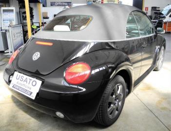VOLKSWAGEN - New Beetle 1.9 TDI 101CV Cabrio (8 di 16)