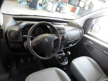 PEUGEOT - Bipper Tepee 1.3 HDi 75 Outdoor (11 di 15)