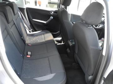 PEUGEOT - 2008 BlueHDi 75 Active (7 di 10)