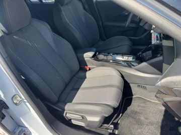PEUGEOT - 2008 Hybrid 136 e-DCS6 GT (8 di 15)