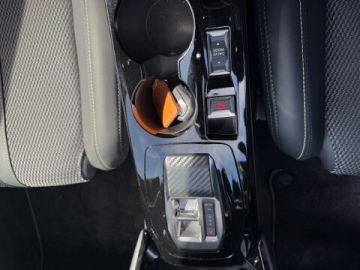 PEUGEOT - 2008 Hybrid 136 e-DCS6 GT (14 di 15)