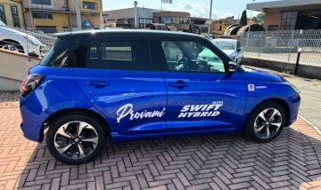 SUZUKI - Swift 1.2 Hybrid Top (3 di 13)