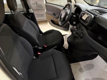 FIAT - Panda 1.0 FireFly S&S Hybrid (7 di 17)