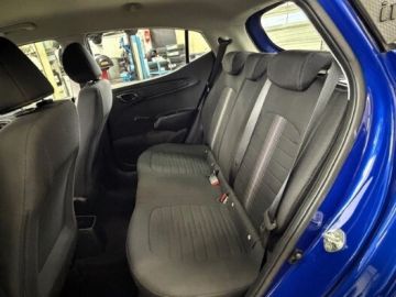 HYUNDAI - i10 1.0 MPI Tech (10 di 23)