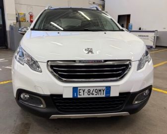 PEUGEOT - 2008 BlueHDi 120 S&S Allure (3 di 22)