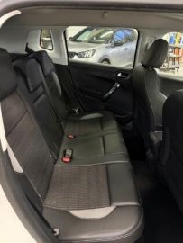 PEUGEOT - 2008 BlueHDi 120 S&S Allure (10 di 22)