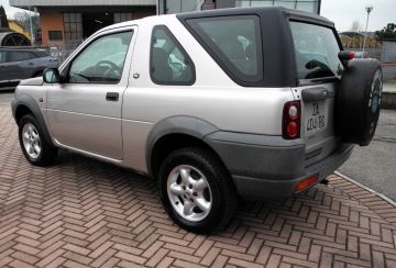 LAND ROVER - Freelander 2.0 TD S.W. (5 di 15)