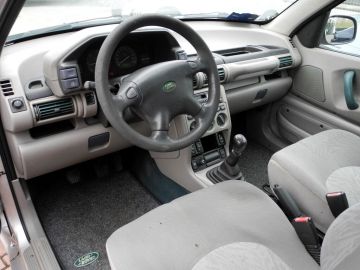 LAND ROVER - Freelander 2.0 TD S.W. (10 di 15)