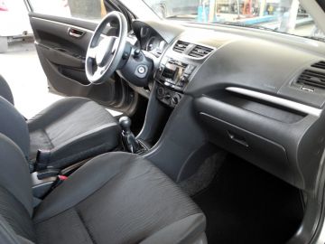 SUZUKI - Swift 1.3 DDiS 5p. GL (5 di 6)