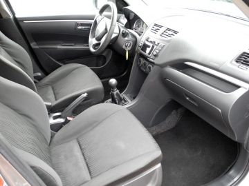 SUZUKI - Swift 1.3 DDiS 5p. GL (8 di 15)