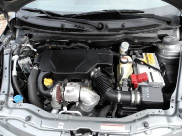 SUZUKI - Swift 1.3 DDiS 5p. GL (15 di 15)