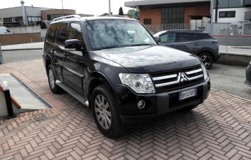 MITSUBISHI - Pajero 3.2 DI-D 16V A/T 5p. Instyle (2 di 21)