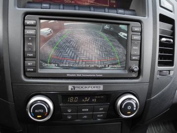 MITSUBISHI - Pajero 3.2 DI-D 16V A/T 5p. Instyle (21 di 21)