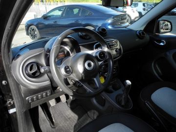SMART - forfour 70 1.0 Passion (11 di 17)