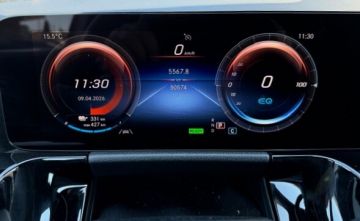 MERCEDES - EQA 250+ Sport (14 di 30)