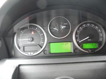 LAND ROVER - Range Rover Sport 2.7 TDV6 HSE (20 di 24)