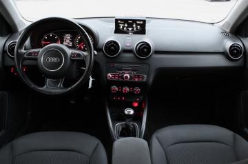 AUDI - A1 SPB 1.4 TDI (11 di 19)