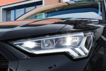 AUDI - Q3 35 TFSI S tronic S line edition (7 di 22)