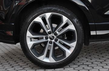 AUDI - Q3 35 TFSI S tronic S line edition (8 di 22)