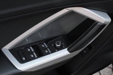 AUDI - Q3 35 TFSI S tronic S line edition (20 di 22)