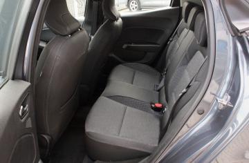 RENAULT - Clio TCe 100 CV GPL 5 porte Zen (9 di 24)