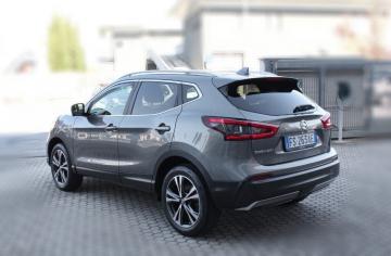 NISSAN - 1.5 dCi N-Connecta (6 di 22)