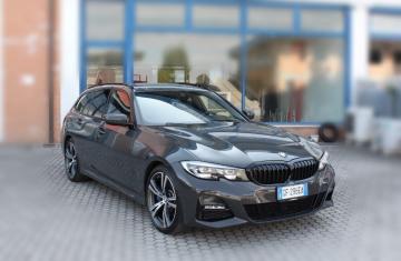 BMW - 320d 48V xDrive Touring Msport (2 di 21)