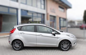 FORD - Fiesta+ 1.2 82 CV 5p. (3 di 20)