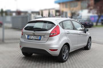 FORD - Fiesta+ 1.2 82 CV 5p. (5 di 20)