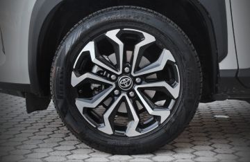 TOYOTA - Yaris Cross 1.5 Hybrid 5p. E-CVT AWD-i Trend (8 di 19)