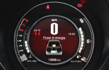 FIAT - 500 1.0 Hybrid (14 di 19)