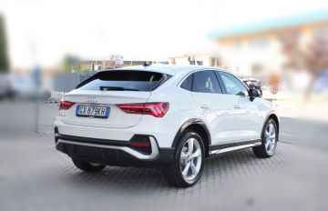 AUDI - Q3 SPB 35 TDI S tronic S line edition (5 di 19)