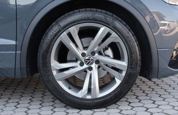 VOLKSWAGEN - Tiguan 2.0 TDI 150 CV SCR DSG R-Line (9 di 21)