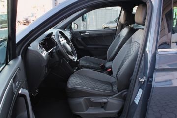 VOLKSWAGEN - Tiguan 2.0 TDI 150 CV SCR DSG R-Line (10 di 21)