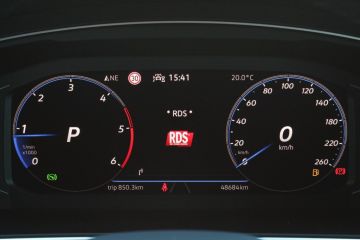 VOLKSWAGEN - Tiguan 2.0 TDI 150 CV SCR DSG R-Line (13 di 21)