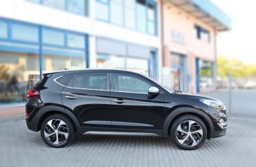 HYUNDAI - Tucson 1.7 CRDi XPossible (3 di 19) HYUNDAI - Tucson 1.7 CRDi XPossible (3 di 19)