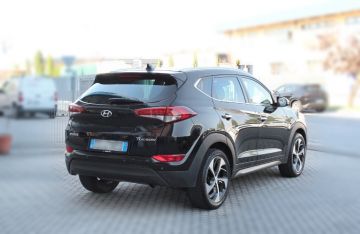 HYUNDAI - Tucson 1.7 CRDi XPossible (5 di 19) HYUNDAI - Tucson 1.7 CRDi XPossible (5 di 19)