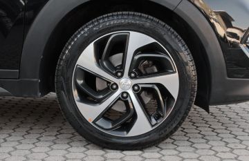 HYUNDAI - Tucson 1.7 CRDi XPossible (10 di 19) HYUNDAI - Tucson 1.7 CRDi XPossible (10 di 19)