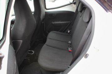 TOYOTA - Aygo Connect 1.0 VVT-i 72CV 5 porte x-business light (8 di 15)