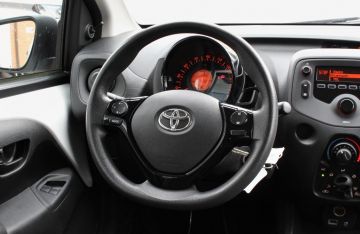 TOYOTA - Aygo Connect 1.0 VVT-i 72CV 5 porte x-business light (13 di 15)