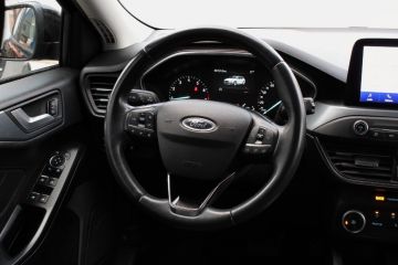 FORD - Focus 1.0 EcoBoost 125 CV automatico SW Active Co-Pilot (16 di 19) FORD - Focus 1.0 EcoBoost 125 CV automatico SW Active Co-Pilot (16 di 19)