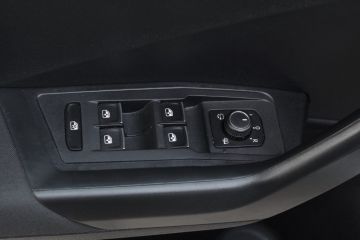 VOLKSWAGEN - 1.6 TDI SCR Advanced BlueMotion Technology (19 di 19)